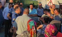 Adıyaman K-1 Konteyner Kent’te su isyanı: Çöp konteynerleriyle yol kapattılar 