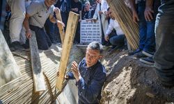 Manisa Büyükşehir Belediye Başkanı Ferdi Zeyrek gözyaşlarıyla uğurlandı