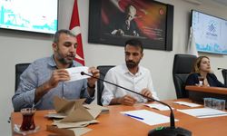 AK Partili meclis üyesi CHP’ye geçti: Ufuk Bayır Adıyaman Belediyesi Başkan Vekilliği’ne seçildi  - Videolu Haber
