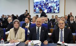 Emekliye zam, paşalara terfi: TBMM’de torba teklif komisyonda görüşüldü 