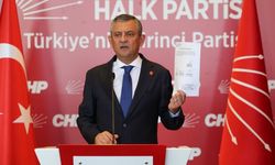 Özgür Özel’den çok sert açıklama: ‘Abdurrahman Tutdere’yi değil, AK Partili belediyeleri inceleyin’ 