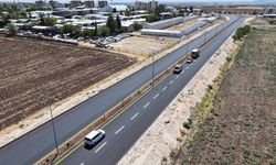 Mersin Caddesi’nde yol çizgi ve trafik işaretleme çalışmaları başladı  - Videolu Haber