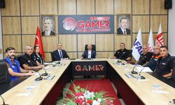 Vali Varol, AFAD İl Müdürlüğü çalışanları ile bir araya geldi