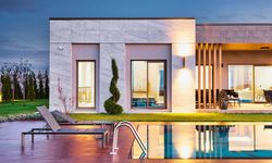 Büyükçekmece’de Tek Katlı Bahçeli Villa Konforu