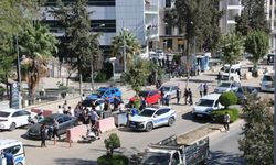 Adıyaman Adliyesi önünde sopalı ve bıçaklı kavga: 30 yaralı - Videolu Haber