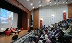 Adıyaman Üniversitesi'nde 'Hemşirelikte Dijital Etki' etkinliği düzenlendi