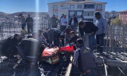 Adıyaman'da beton dökümü sırasında bom kırıldı, 1 işçi yaralandı - Videolu Haber
