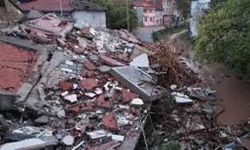 Balıkesir sallanmaya devam ediyor: 6,1'lik depremin ardından 100'ü aşkın artçı