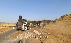 Başkan Miktat Çetin'den yol müjdesi: Çakırhüyük - Söğütlü yolu çift şerit oluyor - Videolu Haber