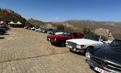 Nemrut Dağı'na Nostaljik Çıkarma: Belçikalı klasik araç tutkunlarından tarih ve adrenalin dolu yolculuk - Videolu Haber