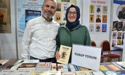 Adıyamanlı Yazar Yusuf Tosun, Malatya Kitap Fuarı'nda Okurlarıyla Buluştu