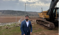 Kesmetepe'de yol ve mahalle girişlerinde aydınlatma çalışması başladı