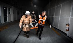 İzmir'de deprem ve yangın tatbikatı gerçekleştirildi