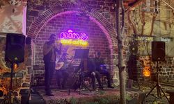 Toplumcu Gerçekçi Yazar ve Şairlerden Şiir ve Türkü Tadında Gece