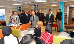 Vali Osman Varol, Kahta Genç Ofisi'nde öğrencileri ziyaret etti