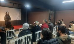 Adıyaman Fotoğraf Topluluğu Derneği'nden fotoğraf sunumu etkinliği