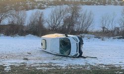 Adıyaman'da minibüs devrildi:4 yaralı