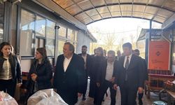 CHP heyeti Balıkesir çarşısında esnafın sorunlarını dinledi