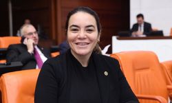 İYİ Parti Milletvekili Ayyüce Türkeş: 'Saç örgüsü bir Türk geleneğidir'