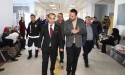 Prof. Dr. Şirik, Kahta Devlet Hastanesi Acil Servisi'nde incelemelerde bulundu