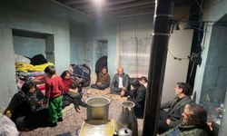 Vakkas Acar'dan Fatma Şahin'e: 'Villalarınızda oturup devasa kongre merkezleri projelendirirken, bu çocuklar aç yatıyor' - Videolu Haber