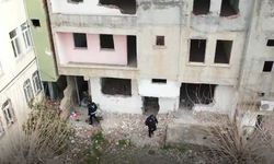 Adıyaman'da metruk binaların yıkım çalışmaları sürüyor - Videolu Haber