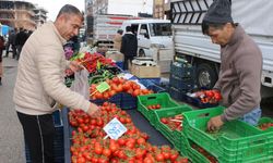 Adıyaman'da Pazarda ürünlerin fiyatı yükselişte-Videolu Haber