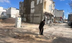 Adıyaman'da yol isyanı: Vatandaş küreği eline aldı - Videolu Haber