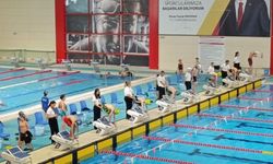 Adıyamanlı genç yüzücüler Mersin'de düzenlenen ligde barajı geçti - Videolu Haber