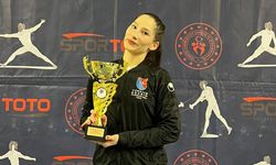 Adıyamanlı kılıç ustası Zehra Kerem Türkiye Şampiyonu oldu