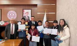 Girne Ortaokulu Öğrencilerinden Çifte Spor Başarısı