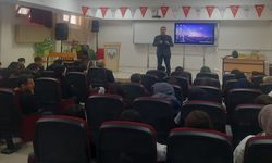 Fatih Anadolu Lisesinde ‘Ah O Eski Ramazanlar’ Konulu Sohbet