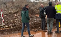 Tut ilçesinde heyelan: İki ev boşaltıldı, DSİ bölgede inceleme başlattı