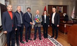 Adıyaman Valisi Osman Varol, mali müşavirlerin önemli bir sorumluluk üstlendiğini belirtti