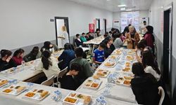 Başkan Tutdere'den AKEM öğrencilerine dayanışma iftarı