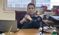 Doç. Dr. Ezgi Kovancı'dan kadınların önündeki görünmez engel 'Cam Tavan' tanımı - Videolu Haber