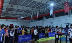 İl Müdürü Hüseyin Elüstü Bilek Güreşi Finallerine Katıldı