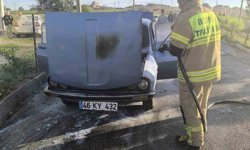 Besni'de otomobil alev aldı