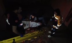 Merdivenlerden yuvarlanan işçi yaralandı