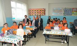 Müdür Ali Tosun, Sincikte öğretmen ve öğrencilerle bir araya geldi