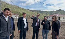 Sincik Kaymakamı Yıldız, İnlice'de Köy Evleri Çalışmalarını İnceledi