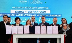 Bakan Tekin Gaziantep'te işitme ve denge sağlığı merkezi açılışına katıldı