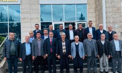 Kahta köy muhtarlarından Turan Yıldırım'a 'hayırlı olsun' ziyareti