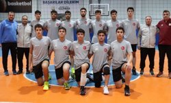 Şanlıurfa Genç Erkekler Voleybol Takımı çeyrek final hazırlığında