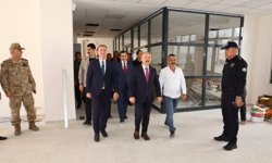 Vali Varol'dan Gölbaşı Halk Eğitim Merkezi inşaatında inceleme