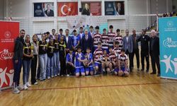 Adıyaman’da Okullar Arası Voleybol Heyecanı Sona Erdi