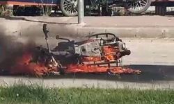 Adıyaman’da Alev alan motosiklet hurdaya döndü