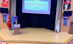 Kahta Belediyesi Bingöl'de 'Akıllı Şehir Dönüşüm Çalıştayı'na katıldı