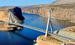 Bakan Uraloğlu, Nissibi Köprüsü'nün 11'inci yılını kutladı