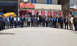 MHP Heyeti Çelikhan’da Vatandaş Ve Esnafla Buluştu